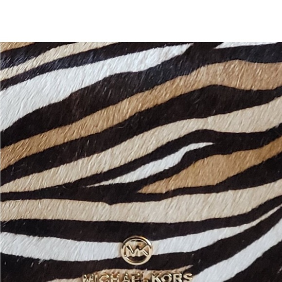 Michael Kors Jet Set Crossbody/Clutch Bag - Picture 5 of 15